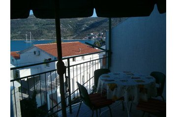 Chorwacja Privát Marina, Zewnątrz